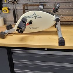 DeskCycle