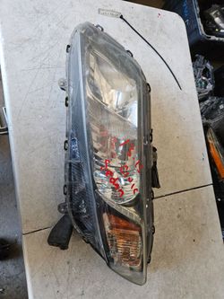 Honda civic left Headlight oem