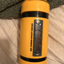 Disney/Disneyland Monsters Inc Scream Canister Cup With Noise 