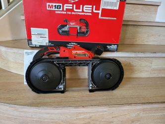 Milwaukee M18 FUEL 18V  Brushless Cordless Deep Cut Band Saw whit(1) extra blade (Tool-Only