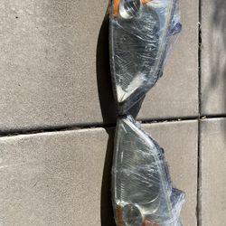 2003 HONDA Civic OEM headlights (USED)