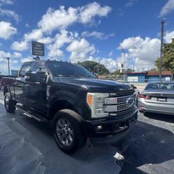 2017 FORD F-350 DUTY CREW CAB