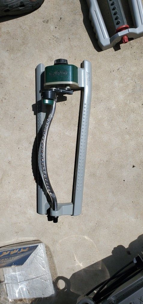 Orbit Oscillating Sprinkler