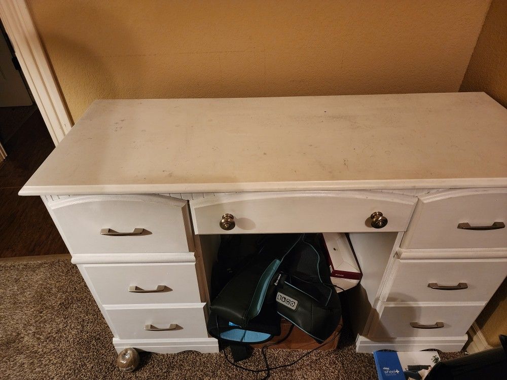 White Desk