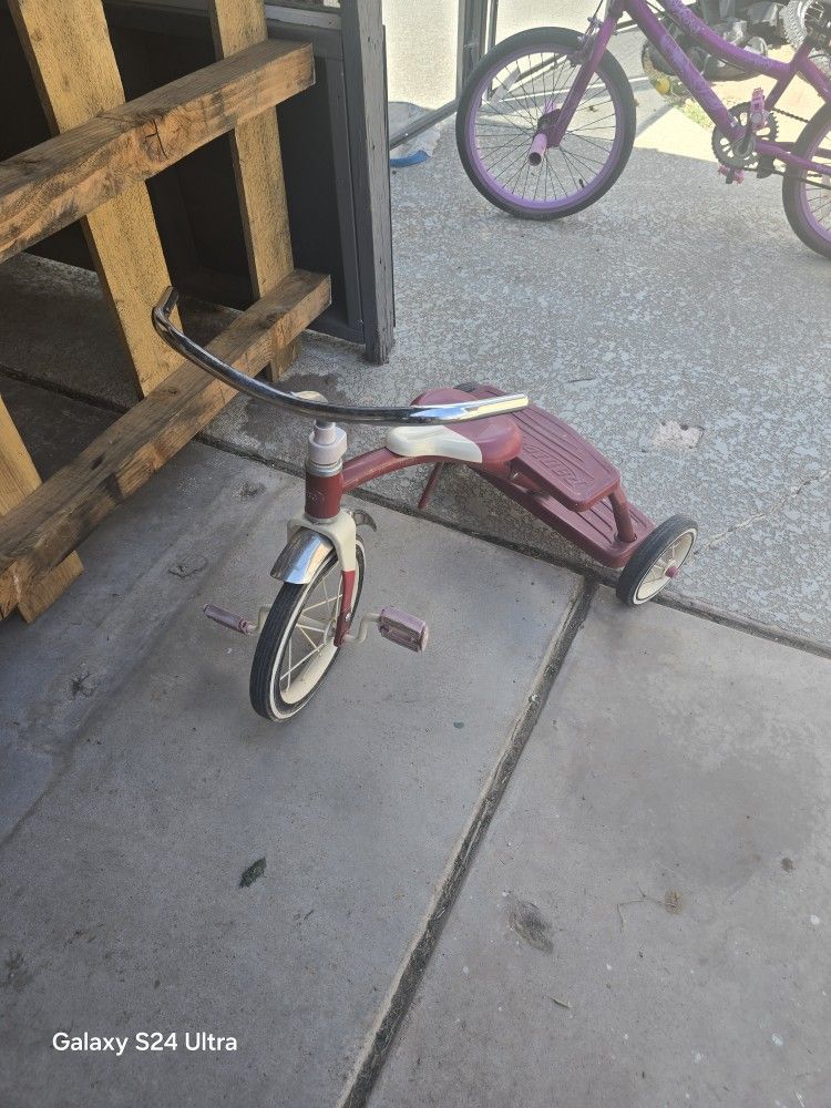 Toddlers Tricycle and glider bike