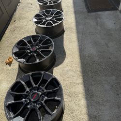 Tundra TRD Off-Road Wheels 
