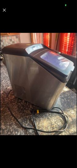 Crownful Nugget Ice Maker Countertop