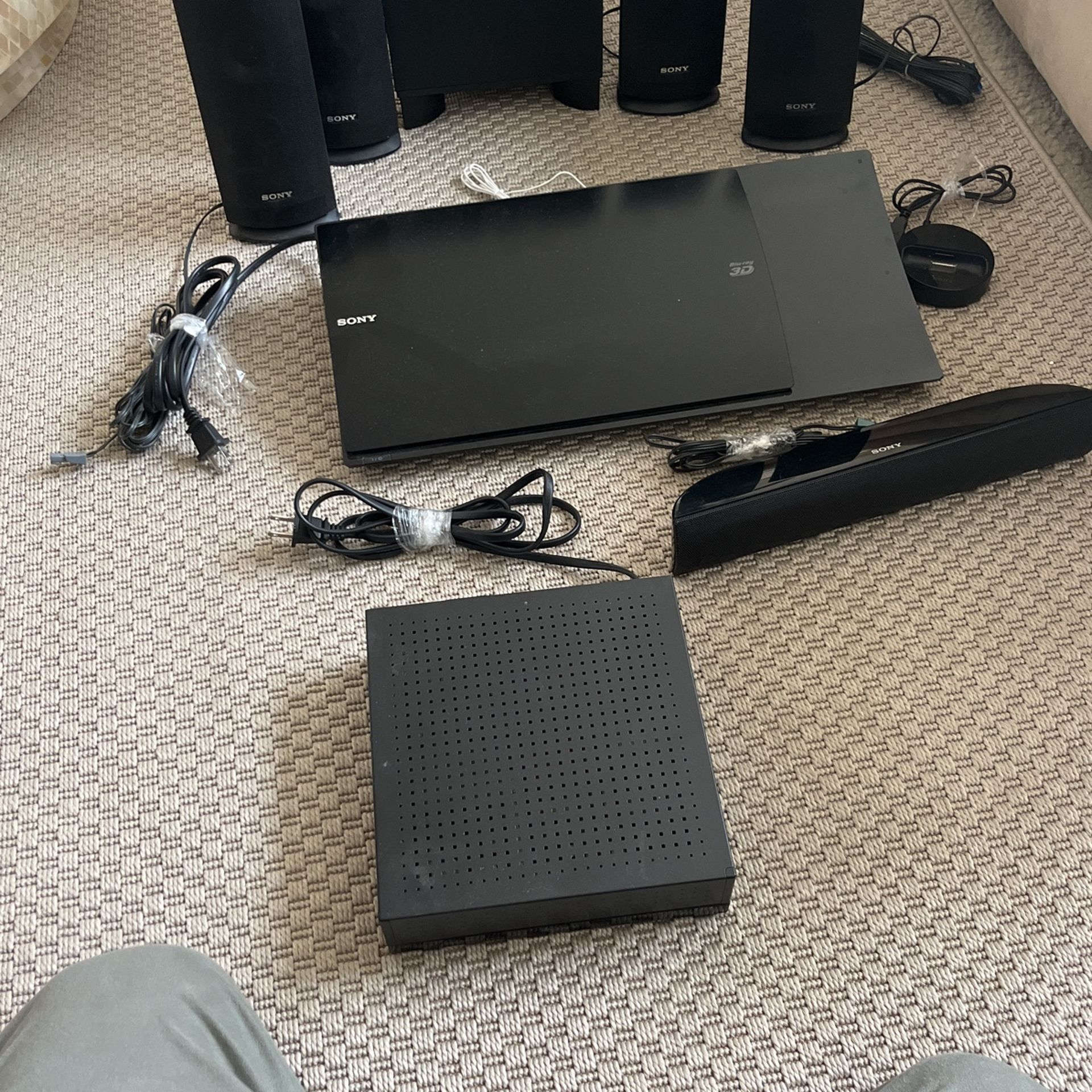 Sony Blu-ray Disc/DVD Home Theatre System