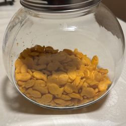 Glass container 
