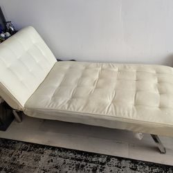 Lounger / Couch Bed 