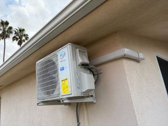FUJI 12,000 BTU MINI SPLIT AC R32 - COOL & HEAT