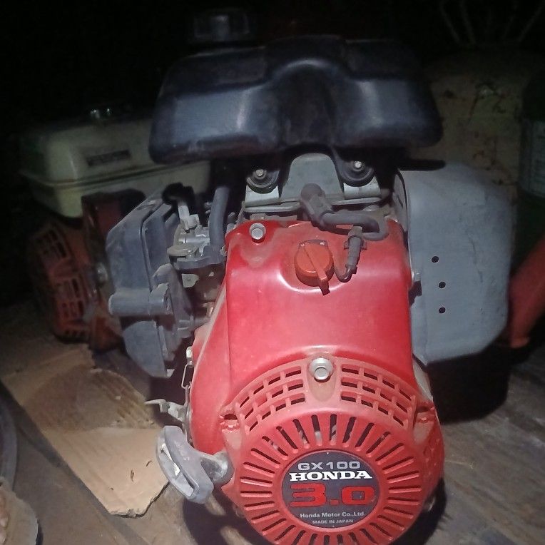 Honda Motor Good Runing Condition...smal Conrete Mixir.