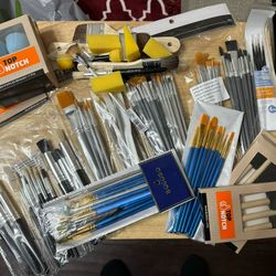 Multiple Paintbrushes Different Sizes