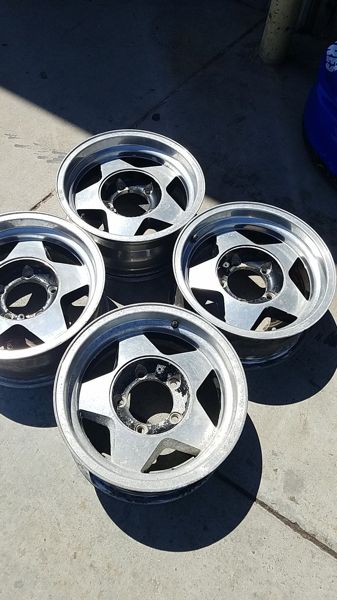 Cragars ford truck bolt pattern 5.5 for Sale in Livingston, CA OfferUp