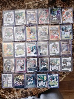 Jalen Hurts NFL sports cards
