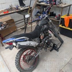 2022 Hawk 250 Cc Dirtbike 
