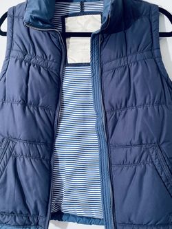 American Eagle Puffer Vest, Dark Blue zip Up, S