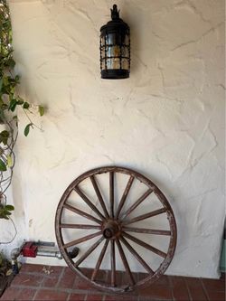 Antique Wagon Wheel