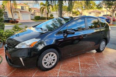 2014 Toyota Prius V