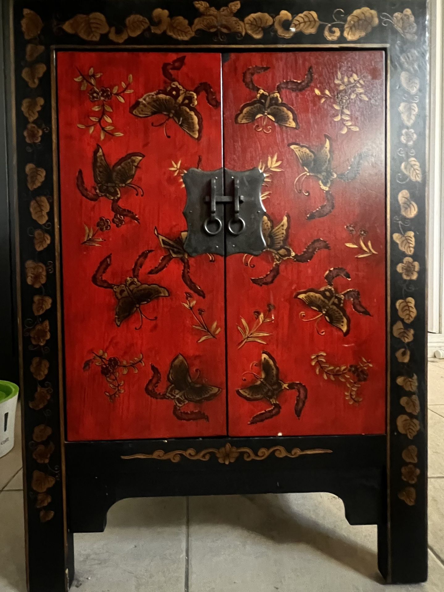 ANTIQUE ASIAN CABINET