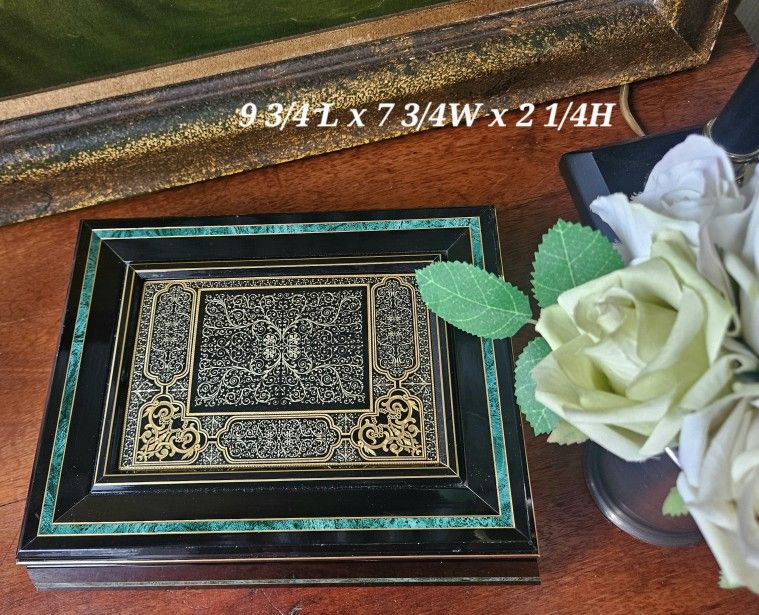 Rare Vintage Keepsake Box