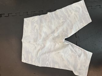 Lululemon Biker Shorts Size M