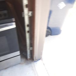 GE Glass Top Stove