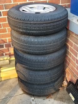 Jeep wrangler sport tires