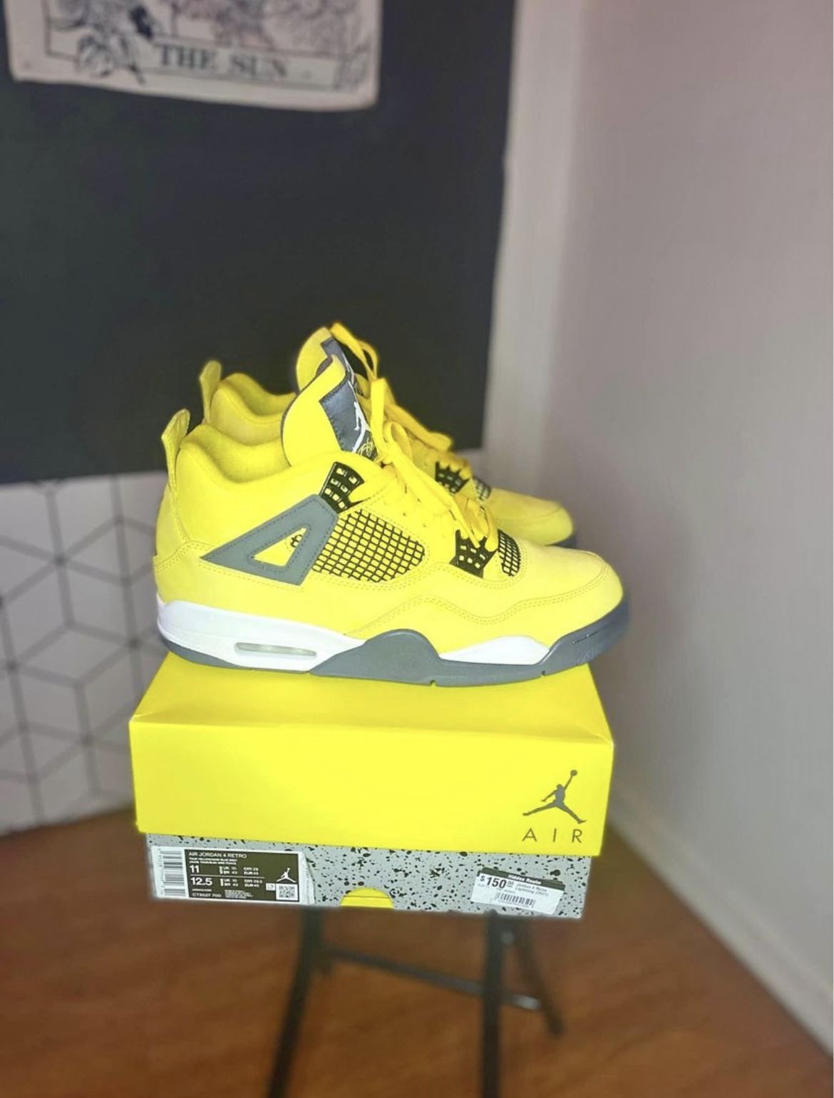 Lightning Jordan 4s (size 11)