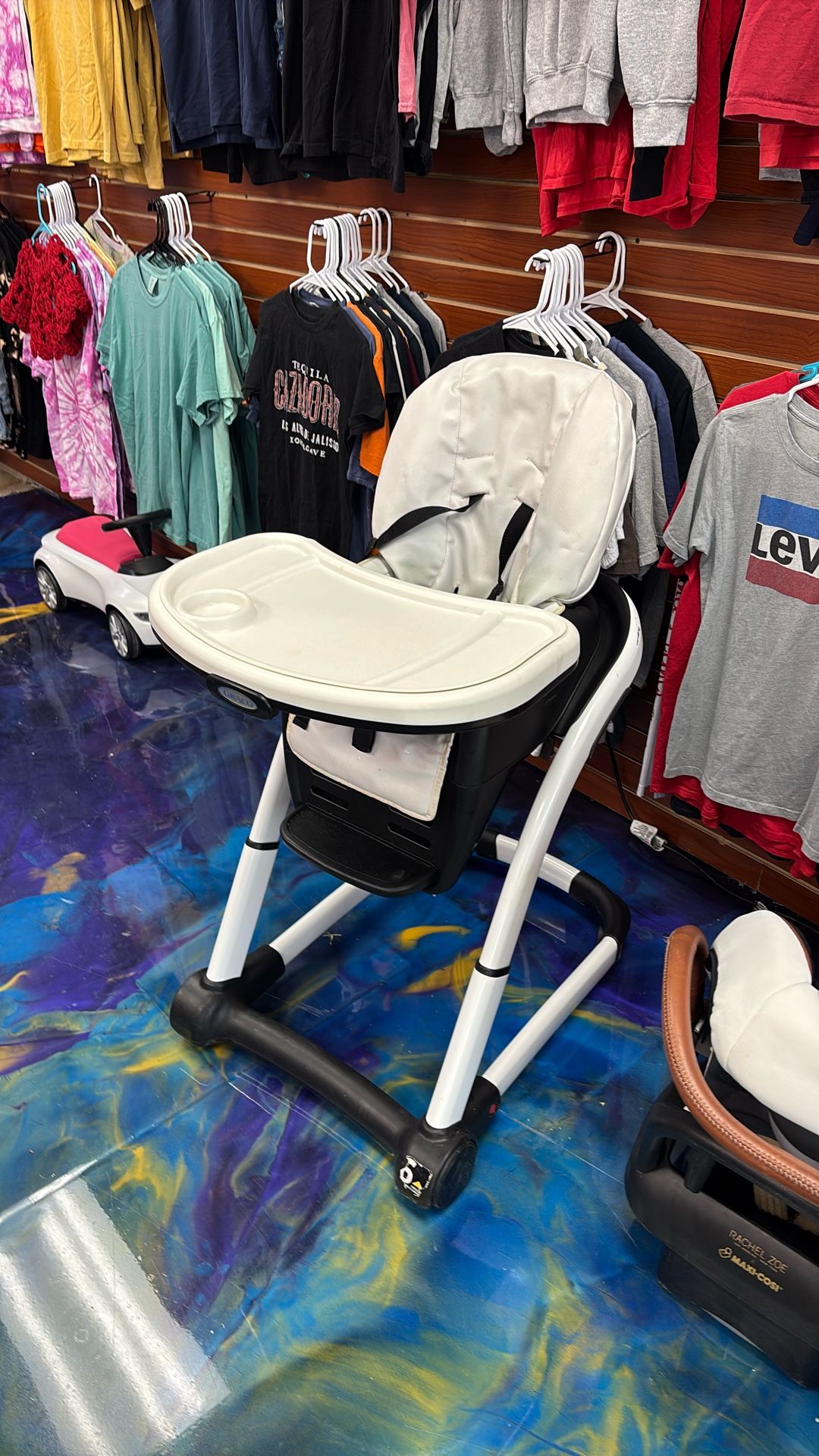 Graco Blossom 6-in-1 Convertible Highchair.