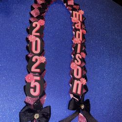2026 Graduation Lei