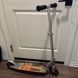 Razor Cruiser Scooter (Wood Kick) 8.5 x 27 x 4 inches (W x H x D); for ages 5 and older