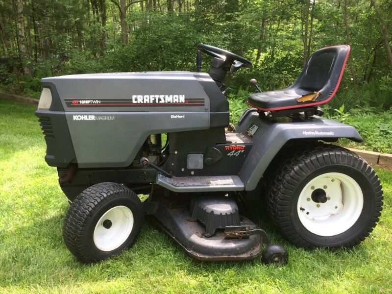 Craftsman GT6000 Tractor, 18hp 2cyl, 44" deck