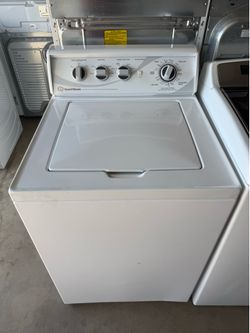 26 Inch Top-Load Washer with 3.3 cu. ft. Capacity, 17 Wash Cycles, 2 Speeds, 473/710 RPM Spin Speed, 1/2 HP Motor and Stainless Steel Tub: 26 Inch Top