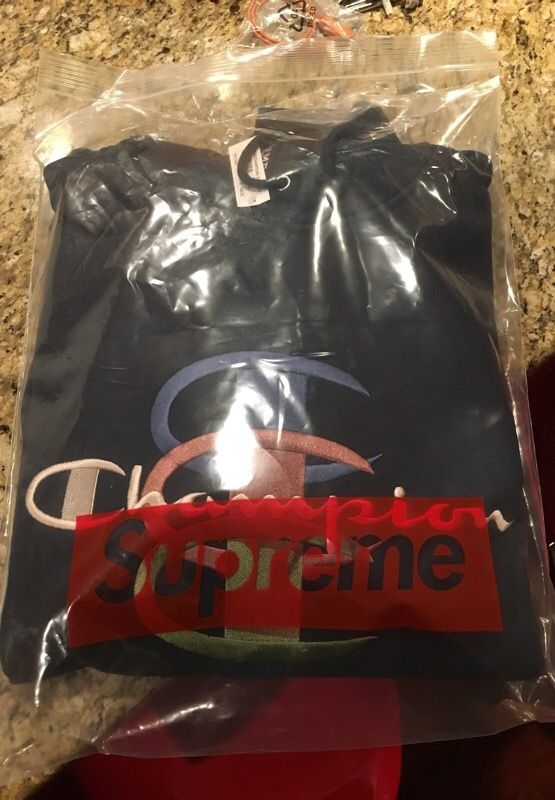 Supreme x Champion Stacked C Hoodie size L