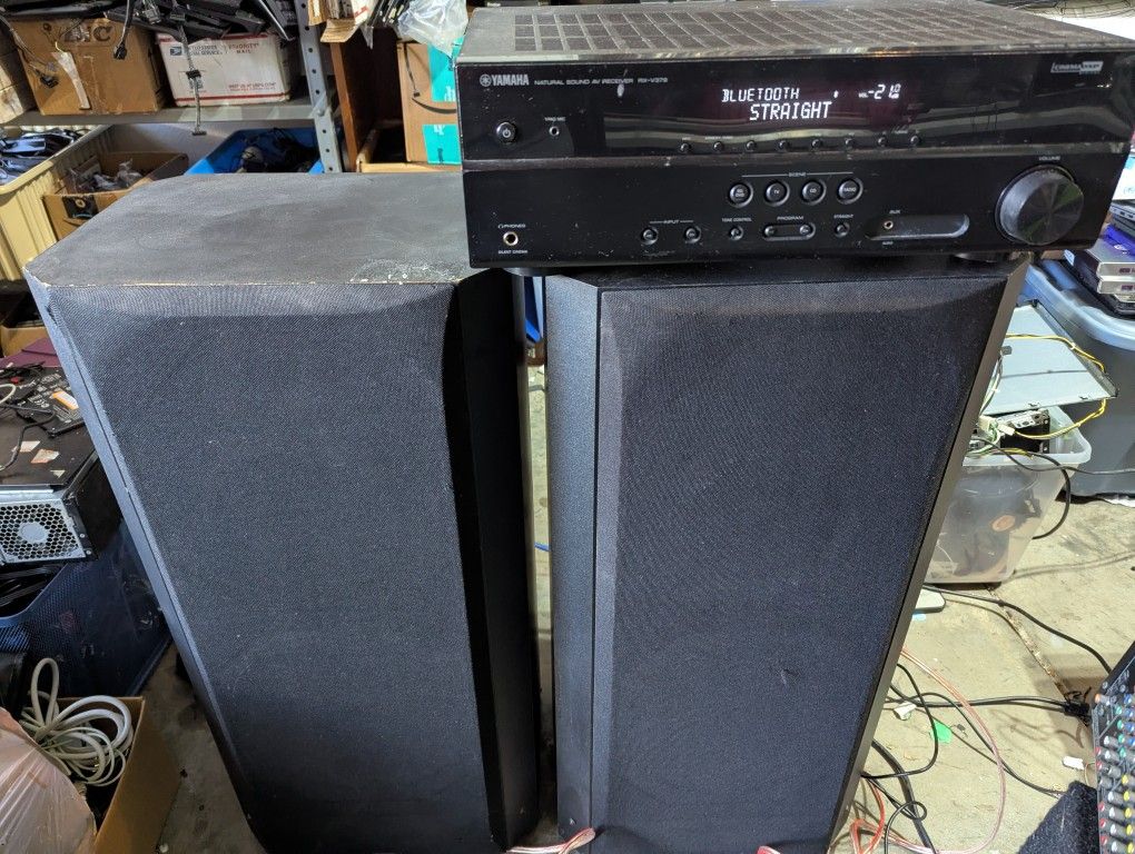 YAMAHA RX-V379 4K ULTRA HD 5.1 Bluetooth Receiver & 2 Full Size DCM Stereo speakers. Working Good. 