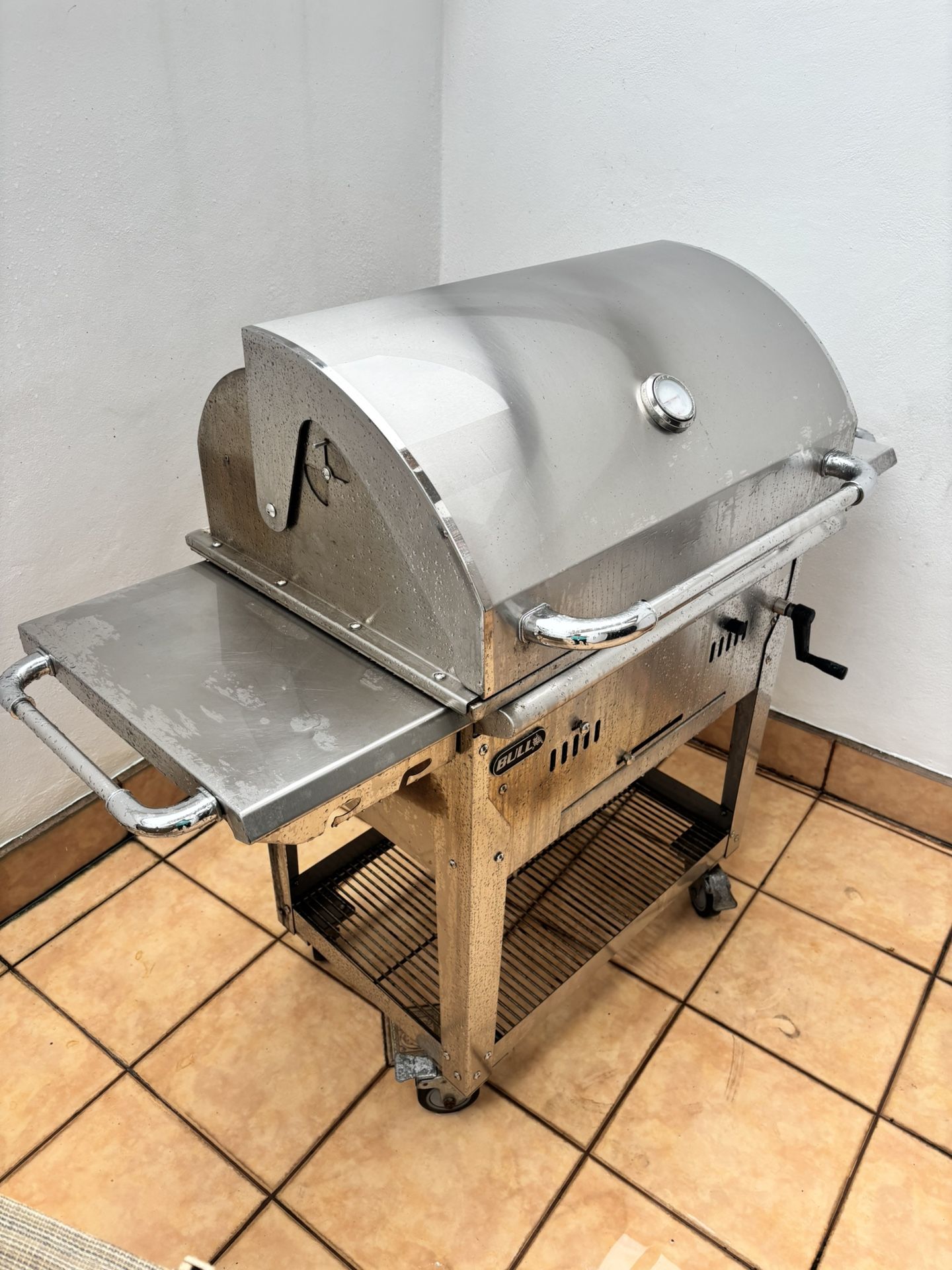 Bull Bison Outdoor Charcoal Grill w/ New Grates