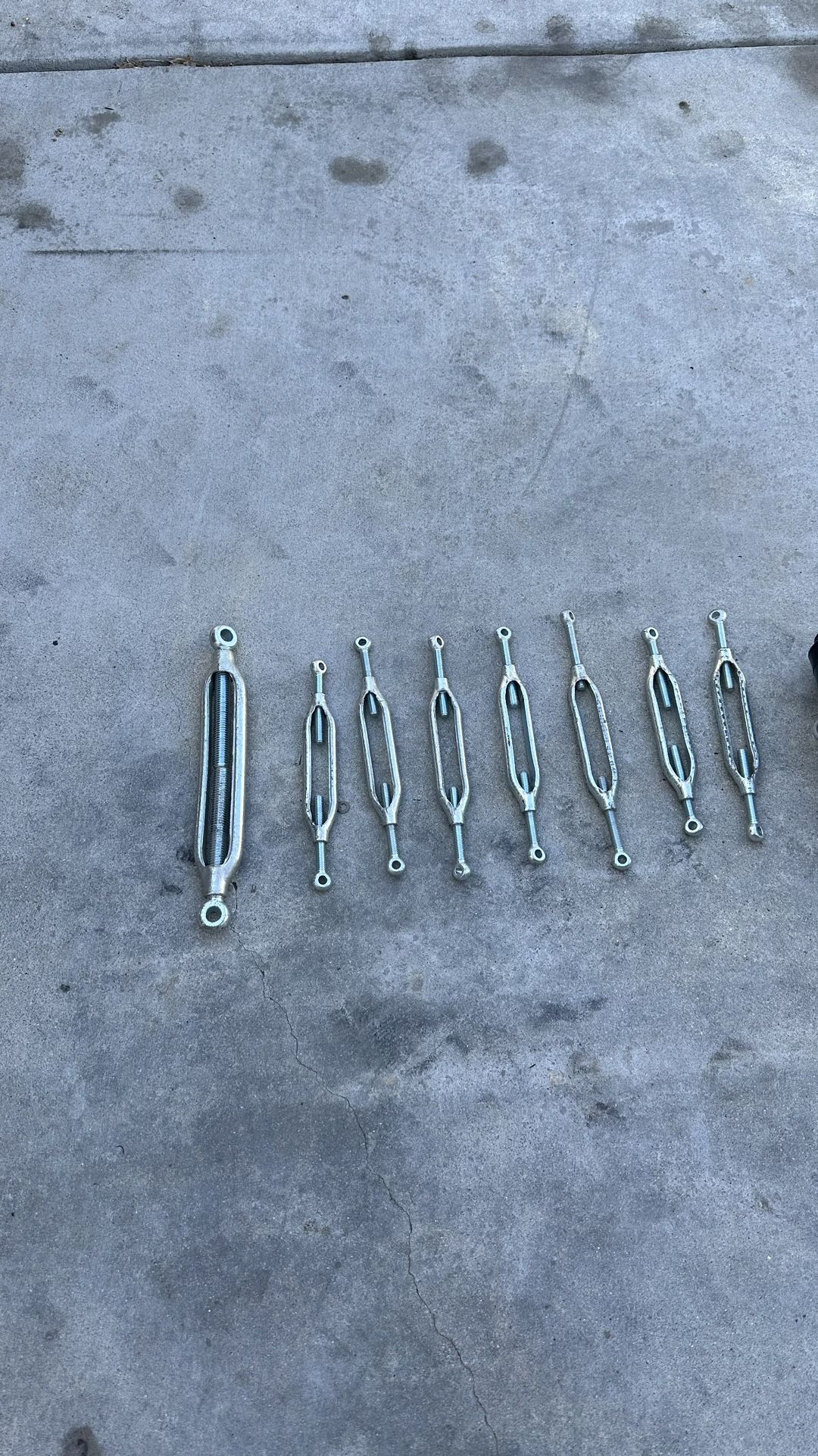 Tensioner