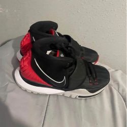 Kyrie Basketball Shoes