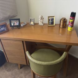 Mid Century Modern Writing Desk with Chair