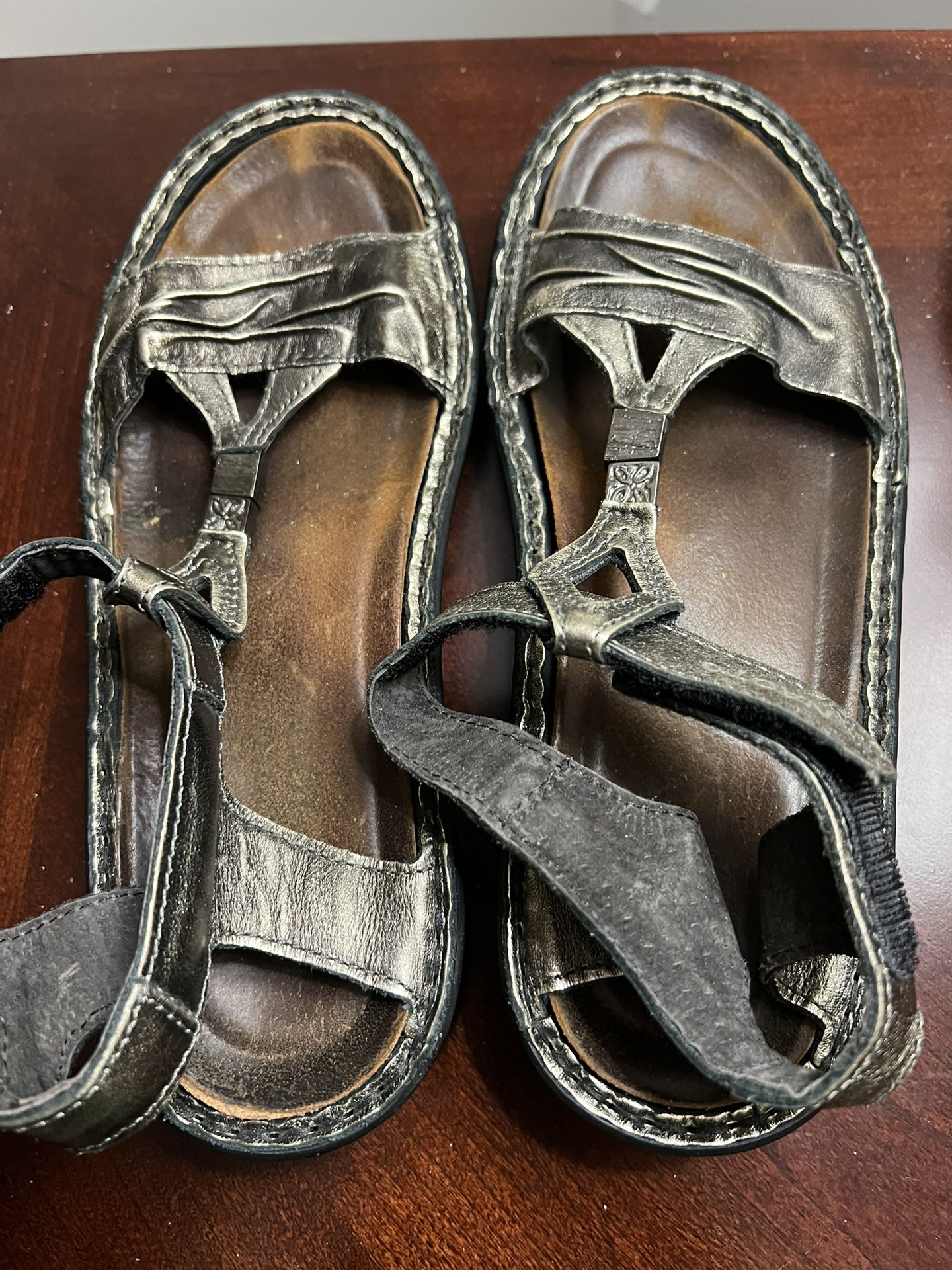 NAOT Sandals Womens 7.5 US 38 EU Leather Strappy Cork Footbed Metallic Hook and loop closure EUC These are like new. Soles look never worn. Howeve