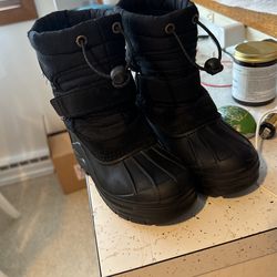 Boy Winter Shoes Size 11
