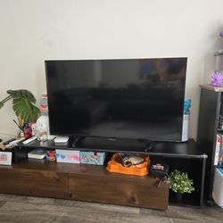 Sharp 2017 Model 50" LED Tv 1080p (Model #  lc 50lb481u)