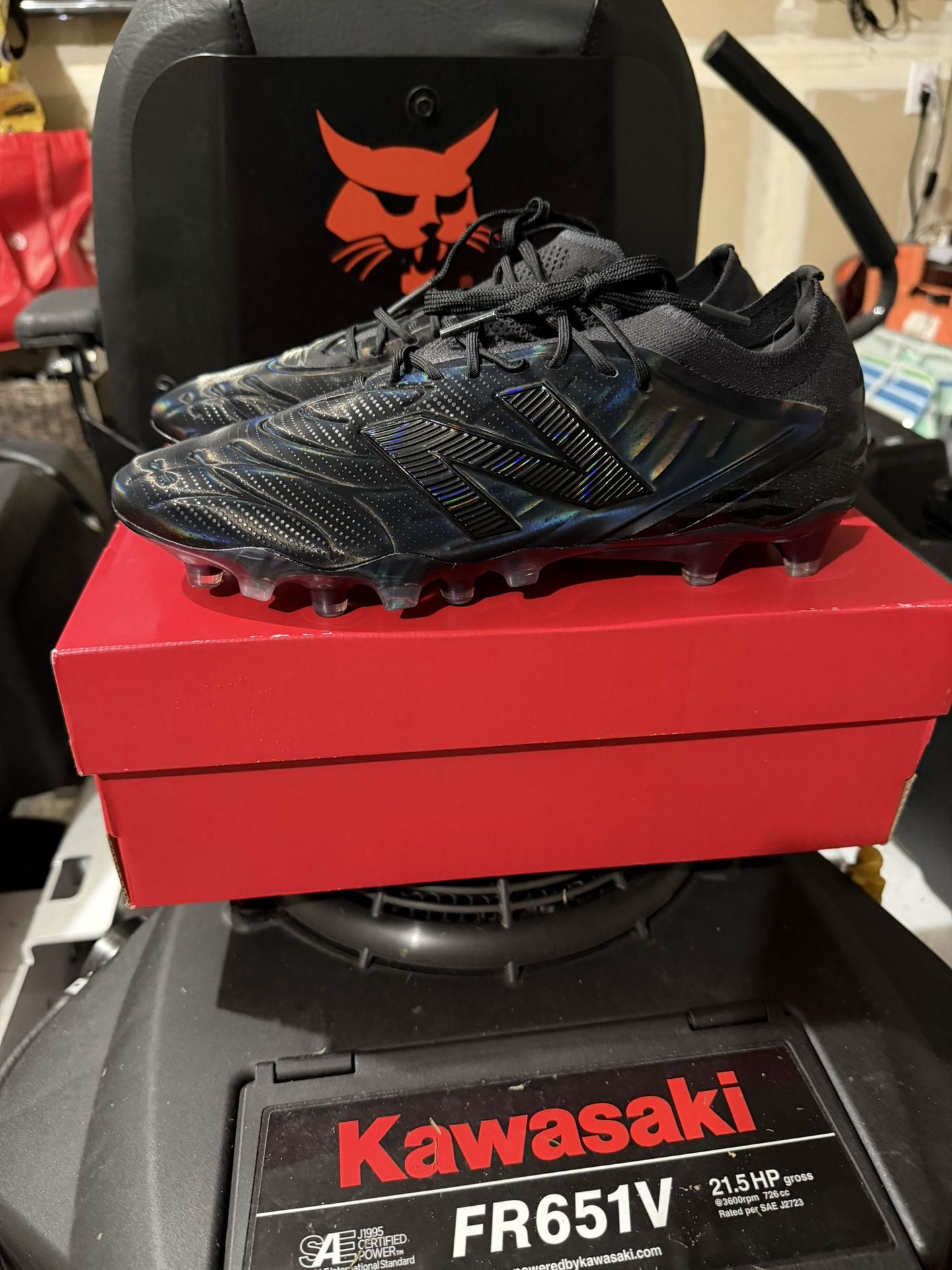 New Balance TEKELA ELITE LOW LACED FG V5 Men Size 8.5