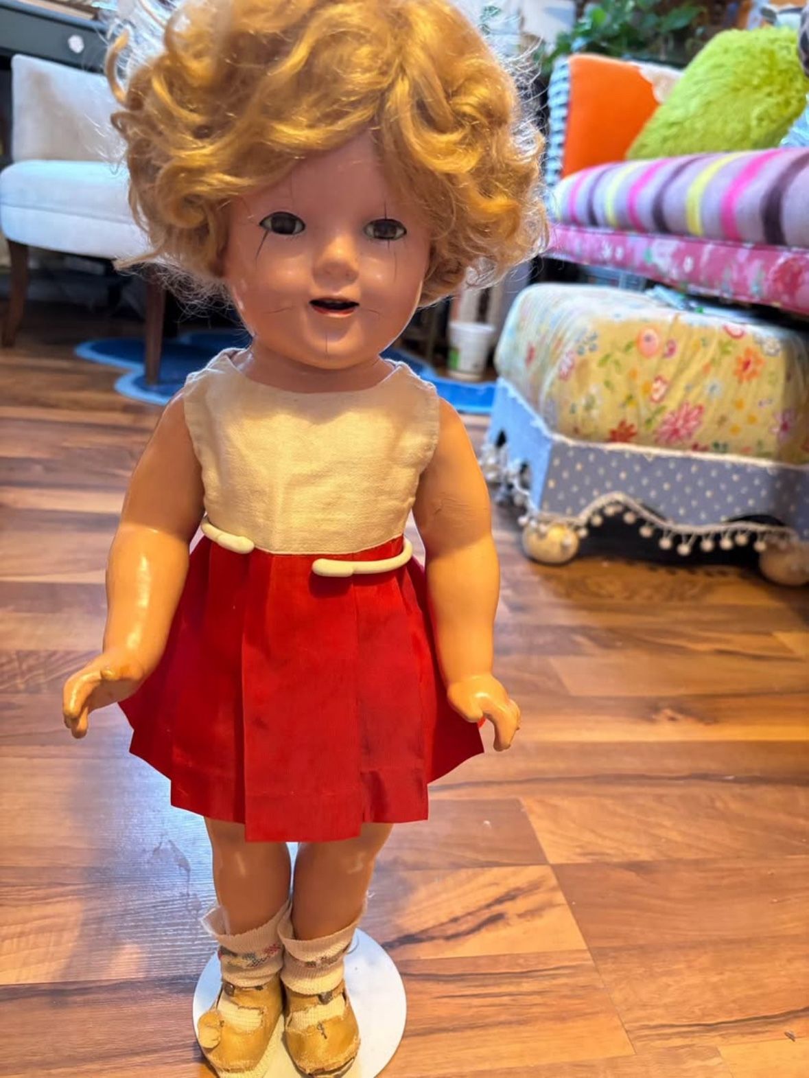 Antique 1930s Shirley Temple Doll & 4 Outfits