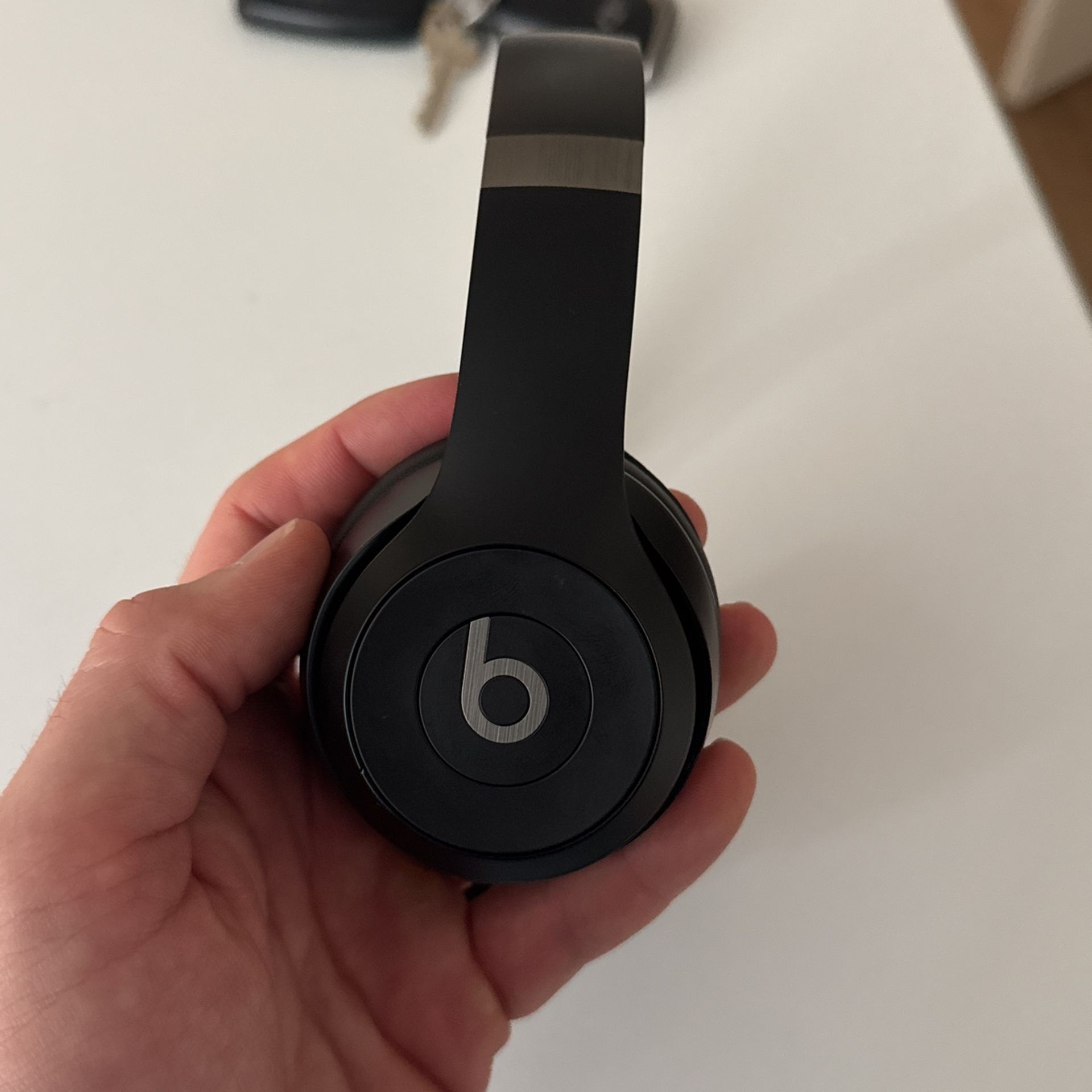 Beats Solo 4