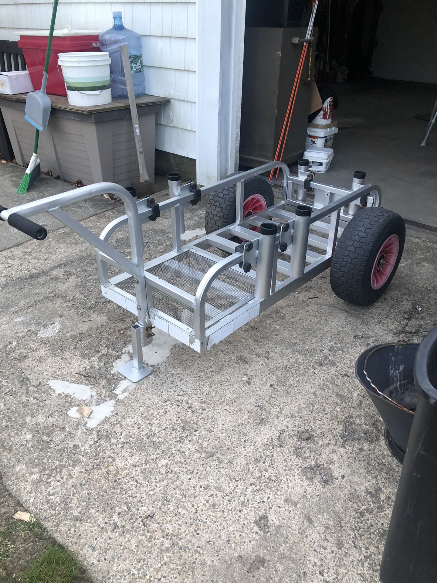 Offshore anglers fishing cart