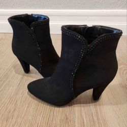Women's Ankle Boots Sz 5.5 