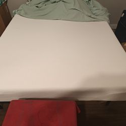 Mainstays 8" Queen Memory Foam Mattress (Medium Firm) - Good As New - With Mattress Cover - No Rips/Stains - ~ 6 Months Old