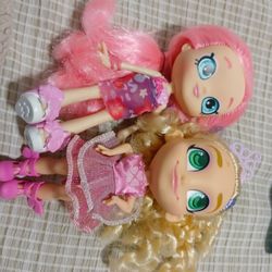 2 little dolls.